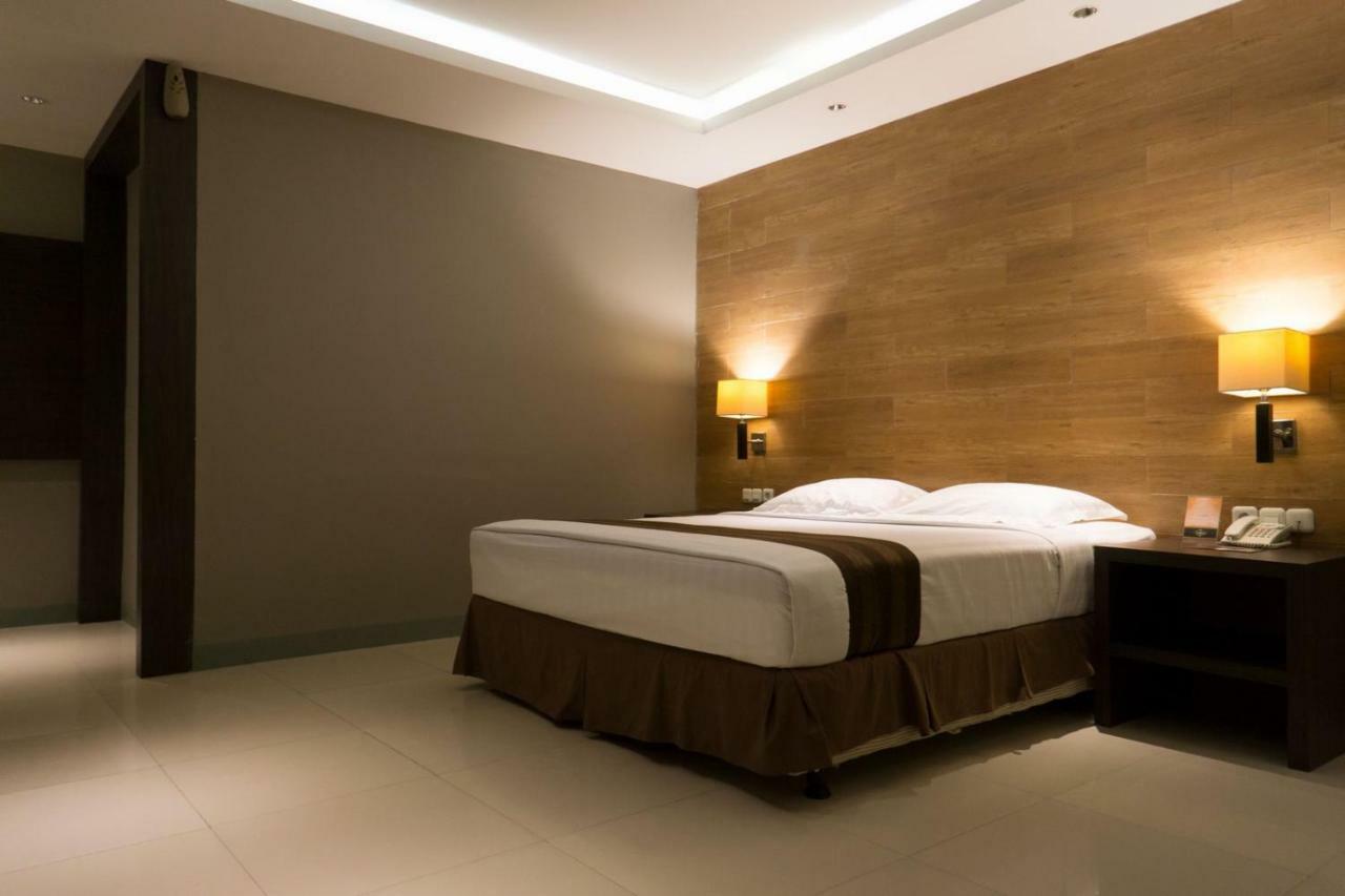 Hotel Asri Plaza Asia Tasikmalaya Eksteriør bilde