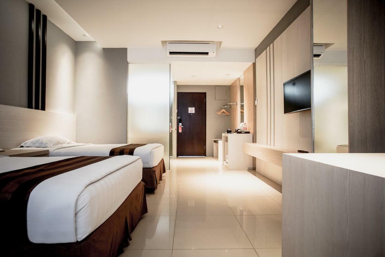Hotel Asri Plaza Asia Tasikmalaya Eksteriør bilde