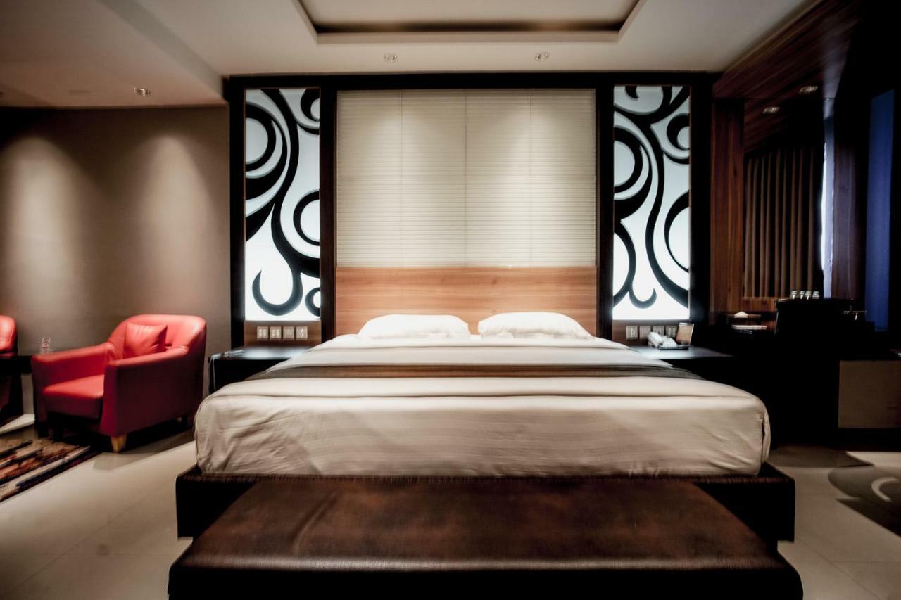 Hotel Asri Plaza Asia Tasikmalaya Eksteriør bilde